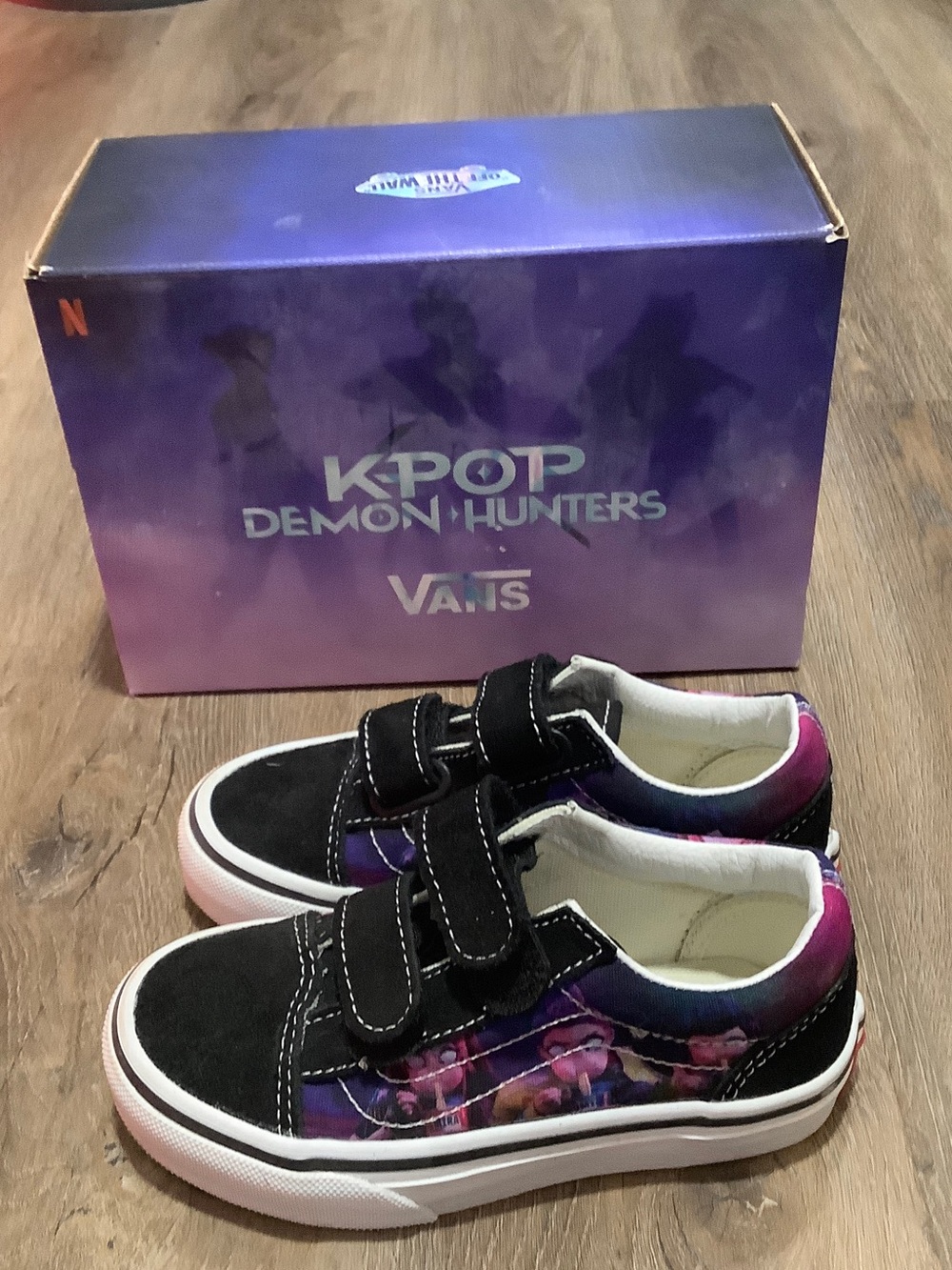 Vans Kids Black and Purple K-Pop Demon Hunters Velcro Sneakers
